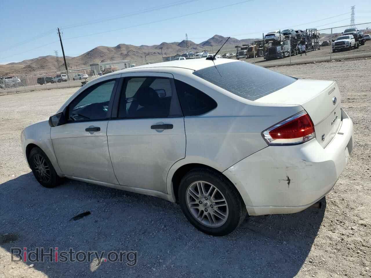 2009 FORD FOCUS - VIN: 1FAHP35N49W249342 - Photo 2