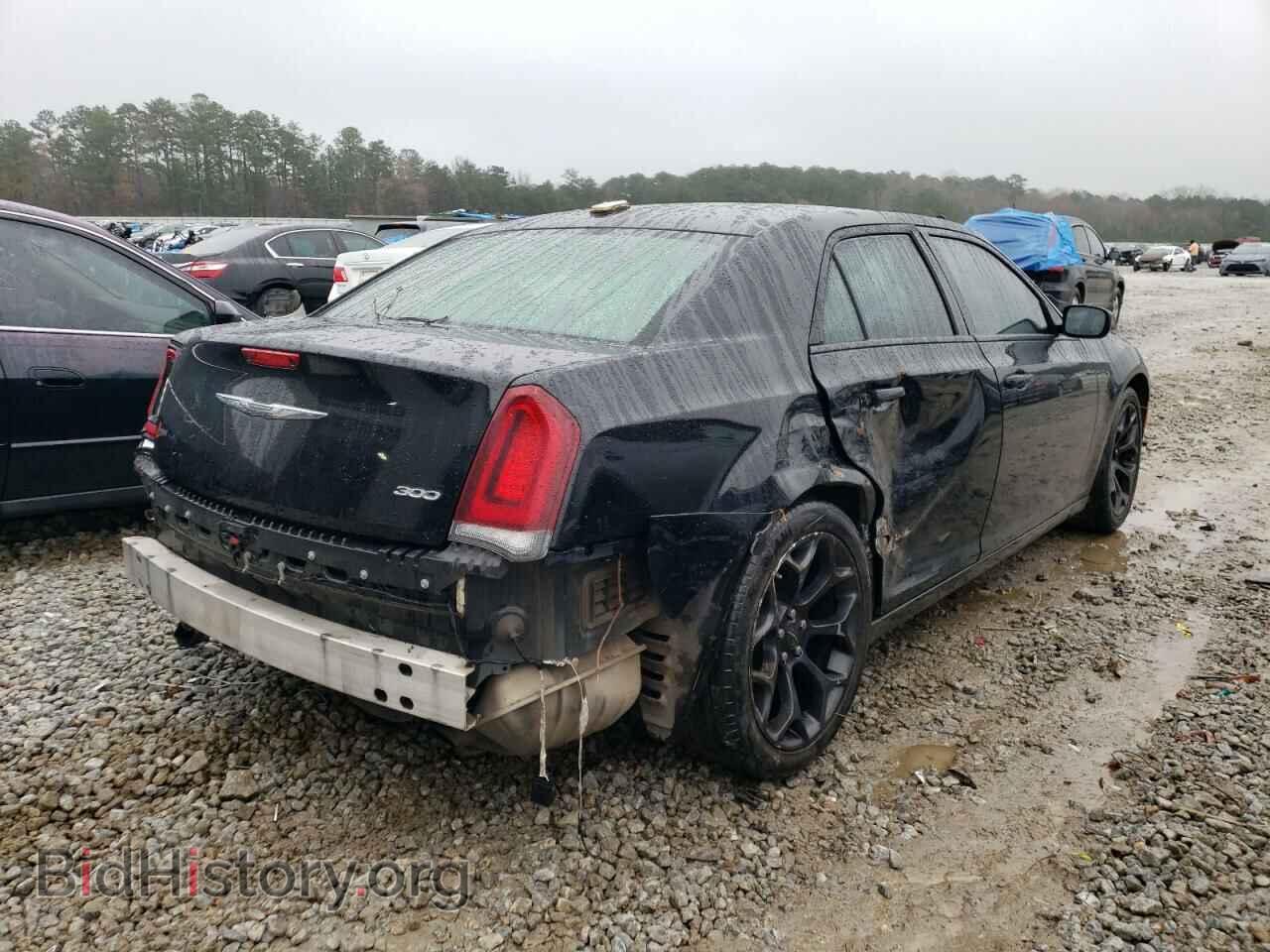 2019 CHRYSLER 300 - VIN: 2C3CCAAGXKH507237 - Фото 3