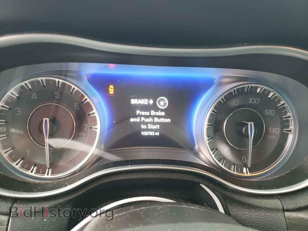 2019 CHRYSLER 300 - VIN: 2C3CCAAGXKH507237 - Фото 9