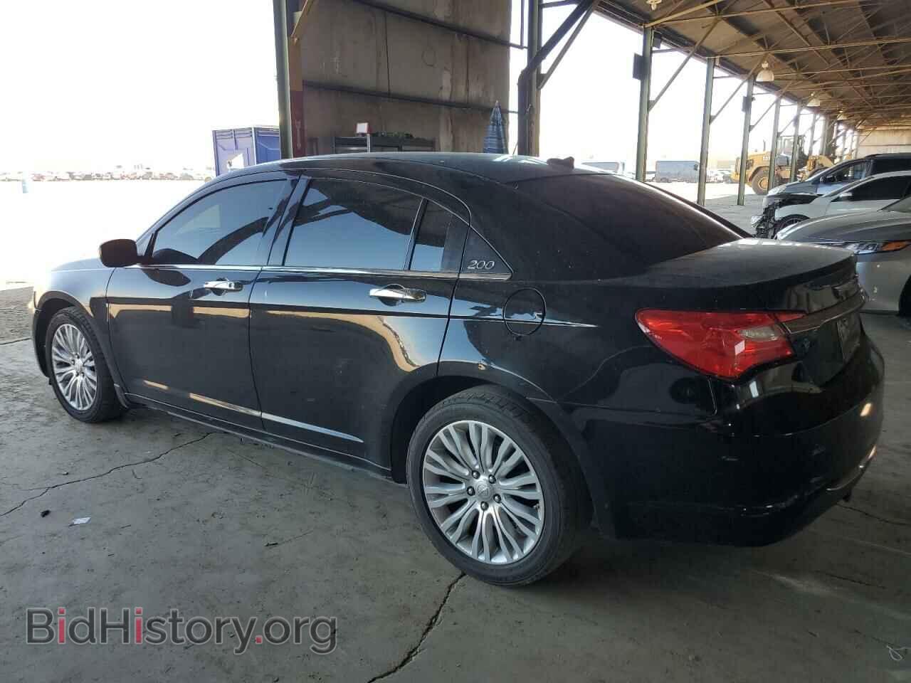 2011 CHRYSLER 200 - VIN: 1C3BC2FG6BN618546 - Фото 2