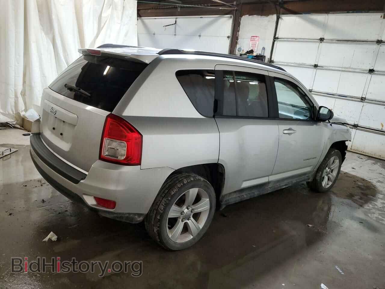 2012 JEEP COMPASS - VIN: 1C4NJDBB0CD520429 - Фото 3