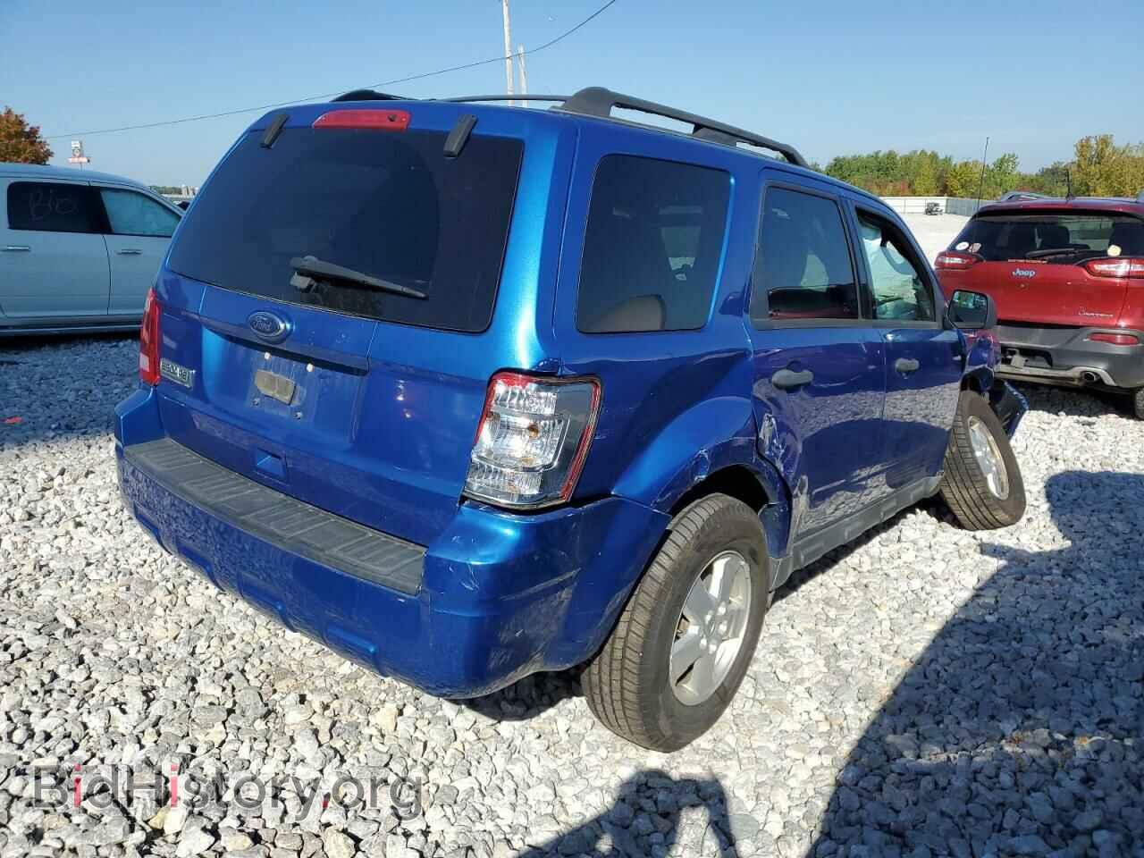 2011 FORD ESCAPE - VIN: 1FMCU0D75BKA06260 - Фото 3