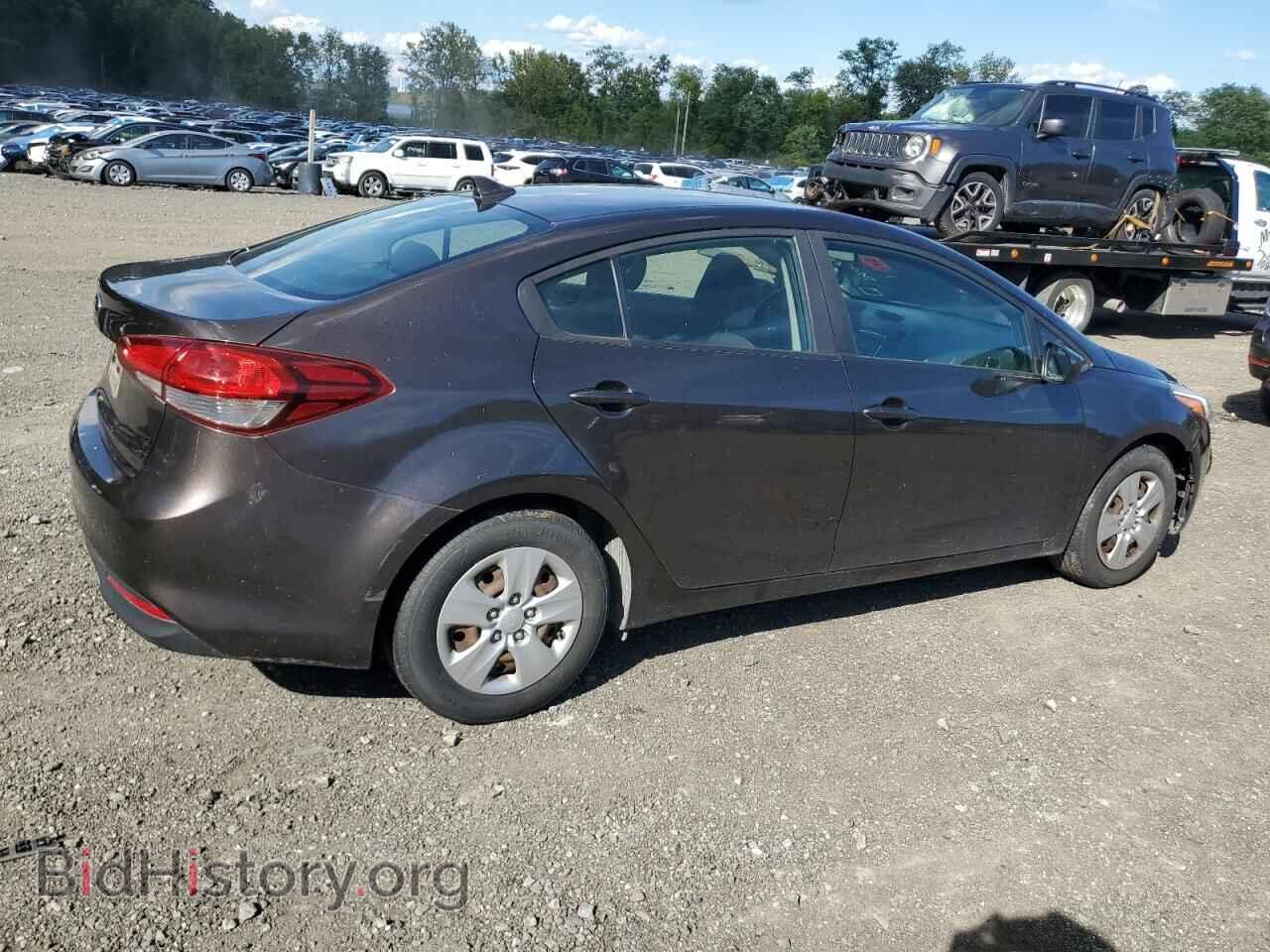 2018 KIA FORTE - VIN: 3KPFK4A77JE170548 - Фото 3