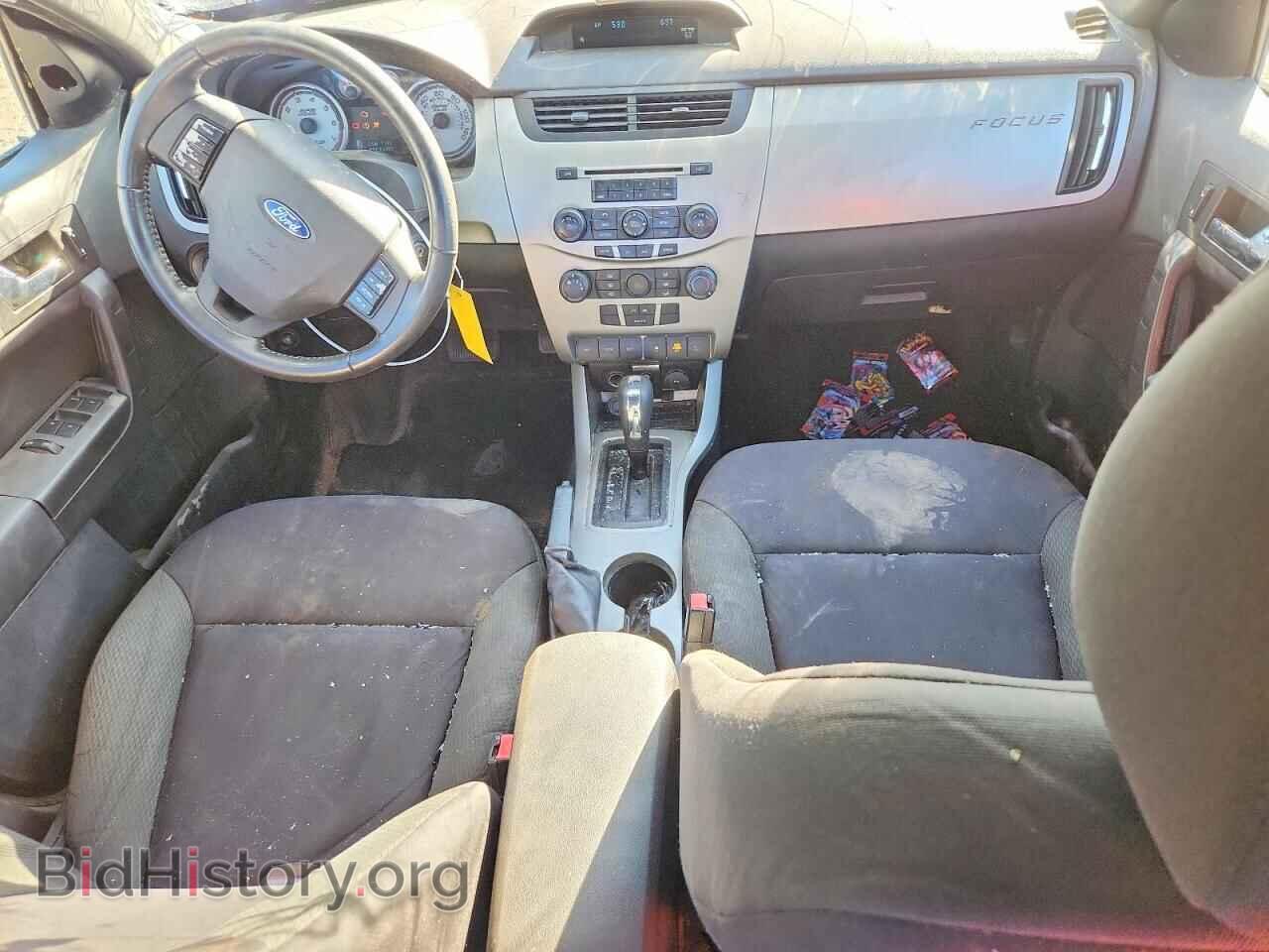 2011 FORD FOCUS - VIN: 1FAHP3GN5BW135806 - Photo 8