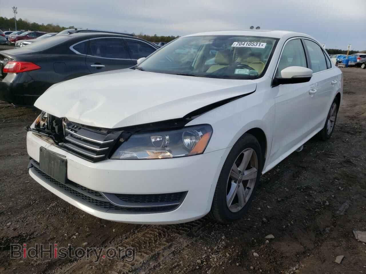2013 VOLKSWAGEN PASSAT - VIN: 1VWBP7A33DC121919 - Фото 2