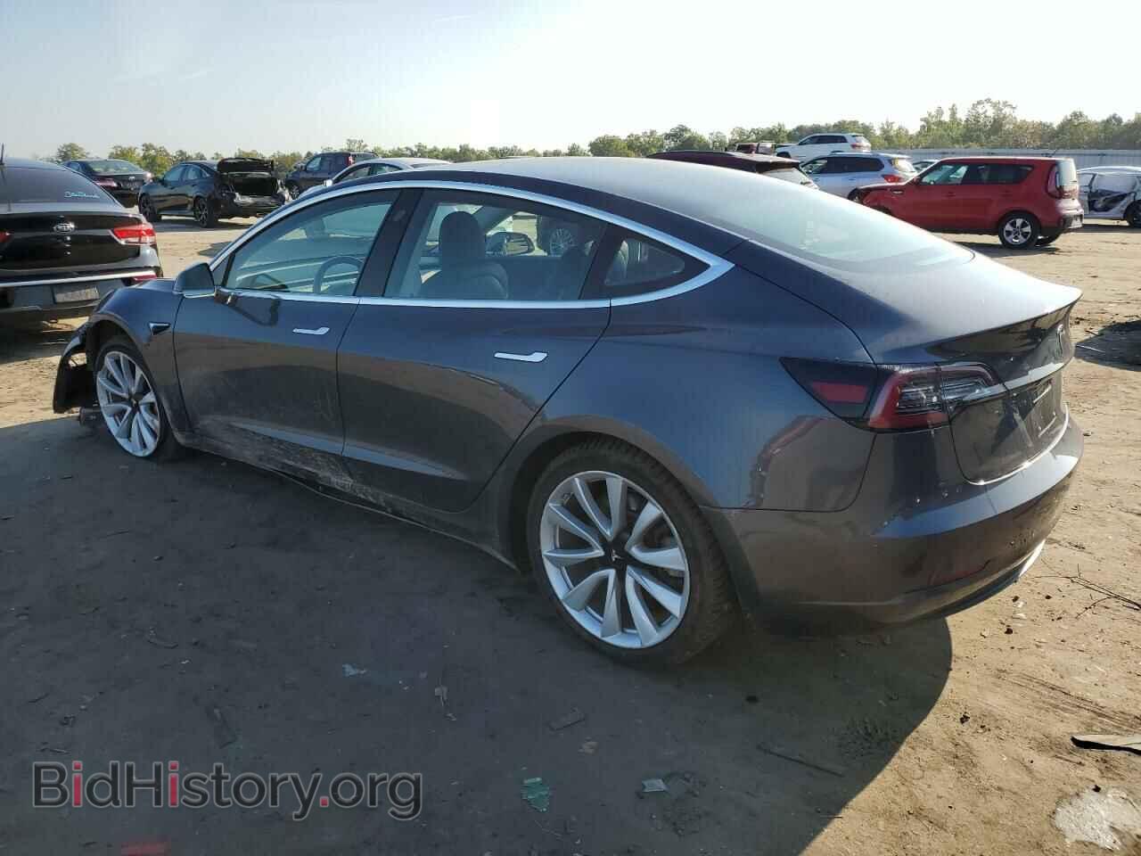 2018 TESLA MODEL 3 - VIN: 5YJ3E1EB2JF116723 - Photo 2