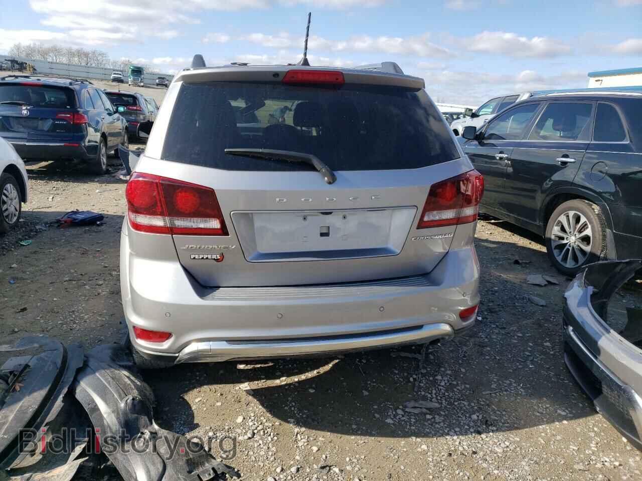 2020 DODGE JOURNEY - VIN: 3C4PDCGB1LT260653 - Фото 6