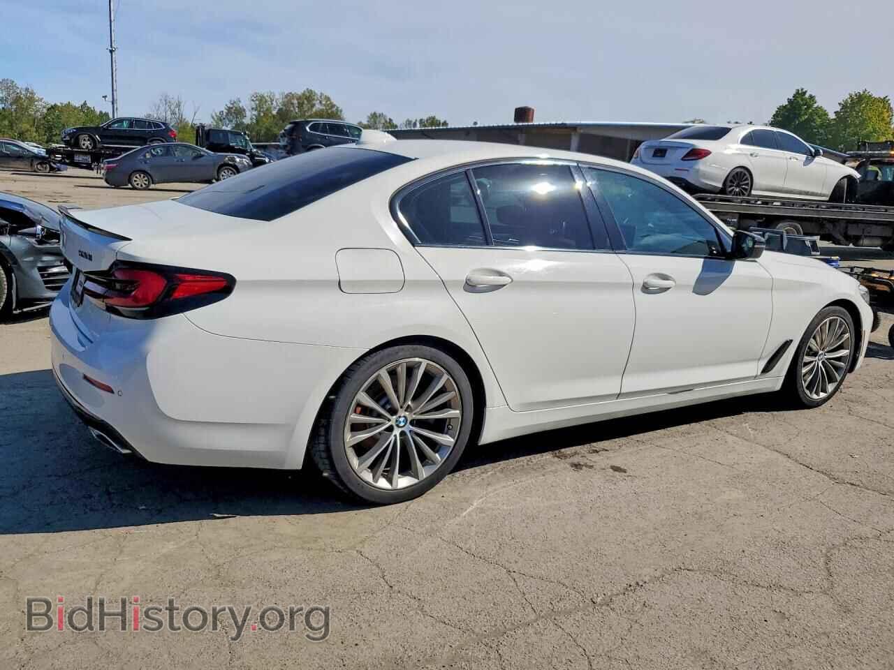 2021 BMW 5 SERIES - VIN: WBA13BJ0XMCF33242 - Фото 3