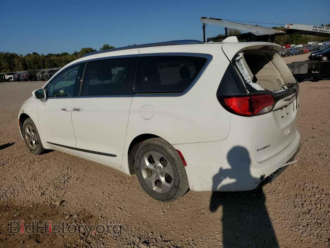 2017 CHRYSLER PACIFICA - VIN: 2C4RC1EG4HR851293 - Фото 2
