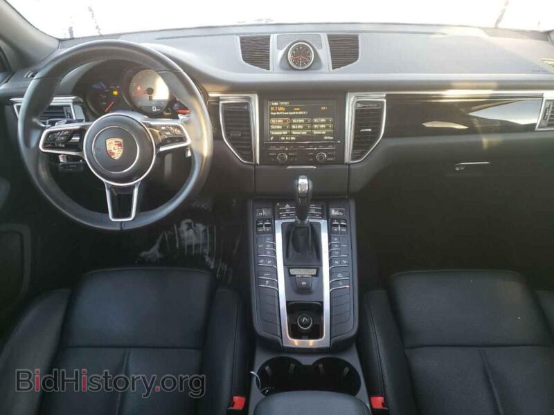 2016 Porsche MACAN (VIN WP1AB2A54GLB42833) — фото 8 из 14