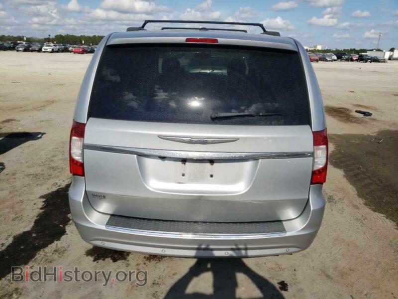 2011 Chrysler MINIVAN (VIN 2A4RR8DG1BR799793) — photo 6 of 13