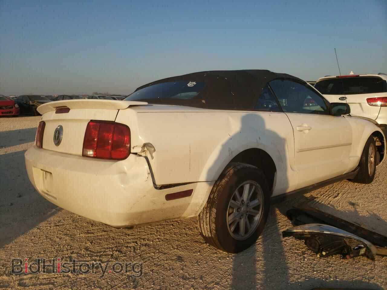 2008 FORD MUSTANG - VIN: 1ZVHT84N385136231 - Фото 4