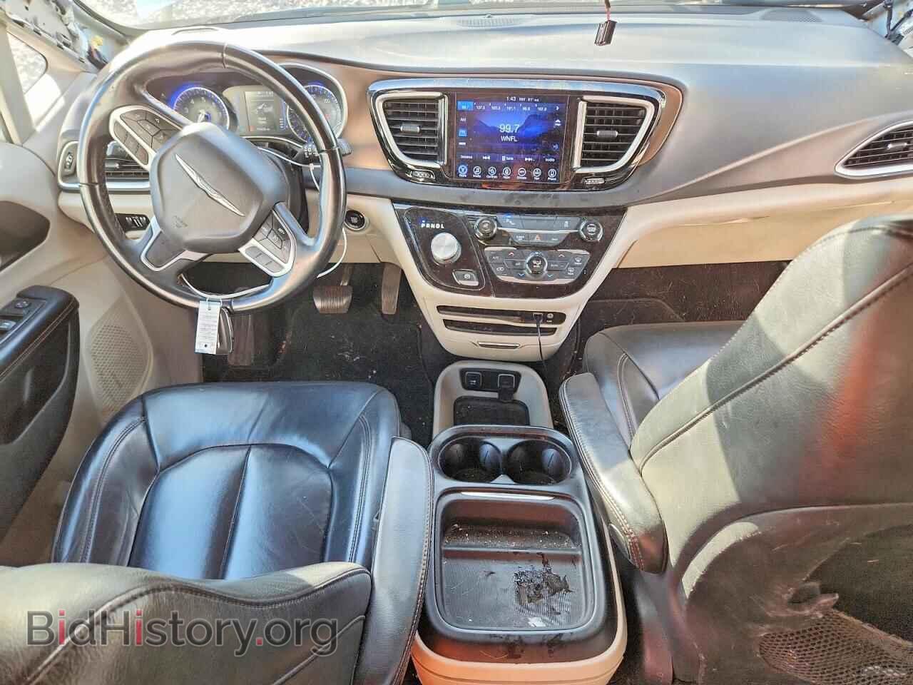 2017 CHRYSLER PACIFICA - VIN: 2C4RC1BG4HR527409 - Photo 8