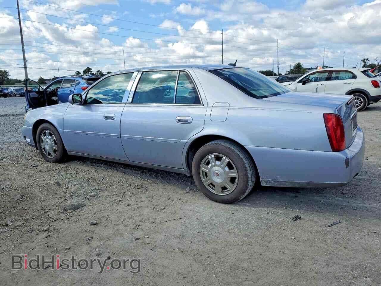 2005 CADILLAC DEVILLE - VIN: 1G6KD54Y25U266438 - Photo 2