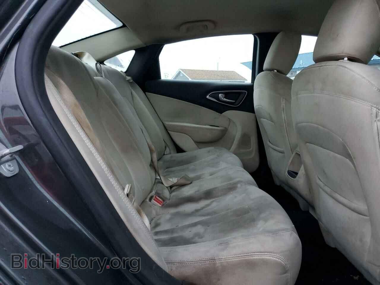 2015 CHRYSLER 200 - VIN: 1C3CCCAB3FN672561 - Фото 10