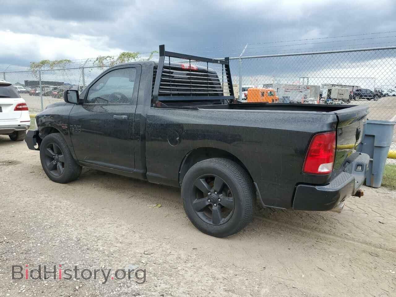 2016 RAM 1500 - VIN: 3C6JR6AT1GG145504 - Фото 2