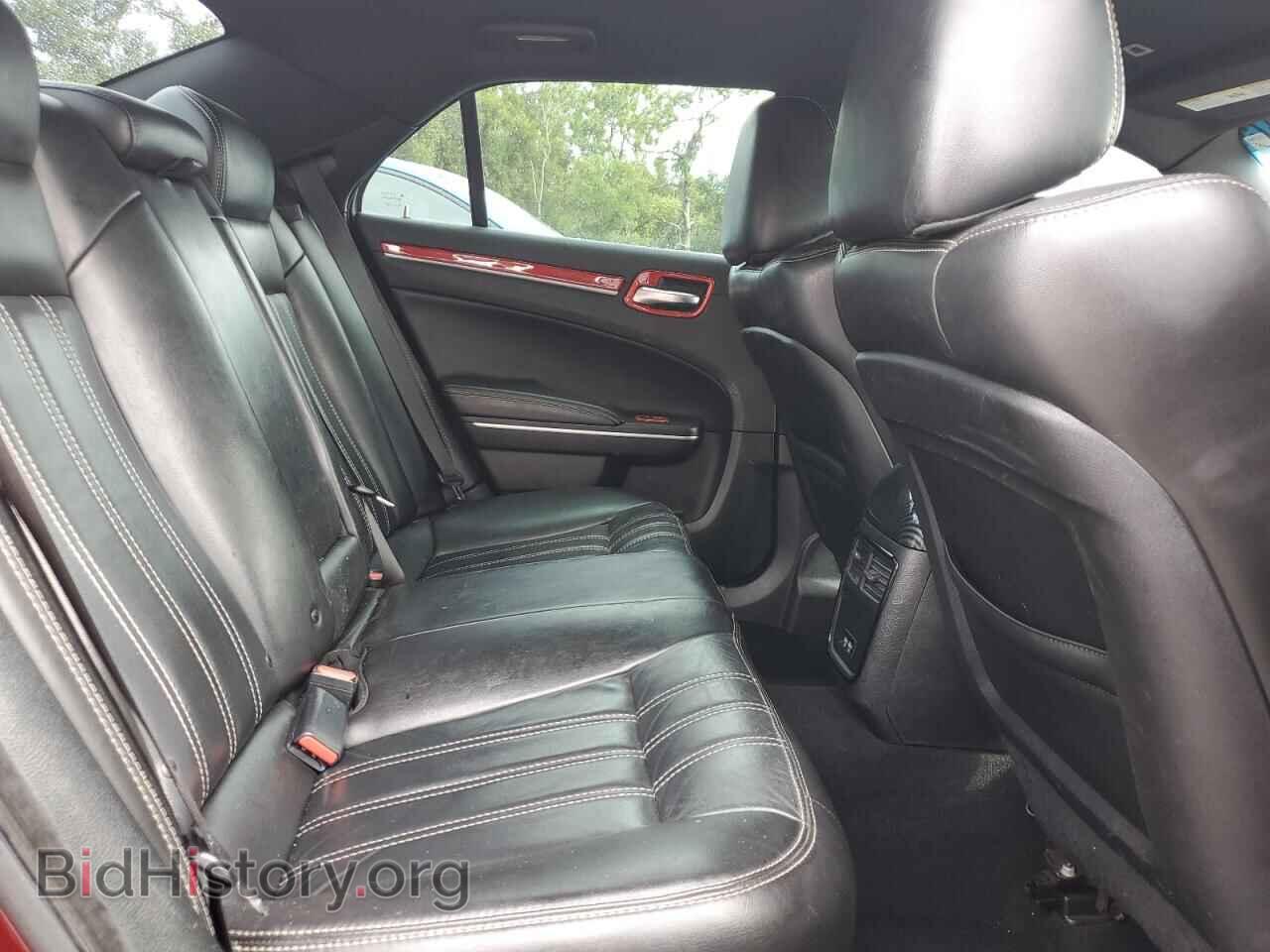 2019 CHRYSLER 300 - VIN: 2C3CCABG5KH618129 - Фото 10