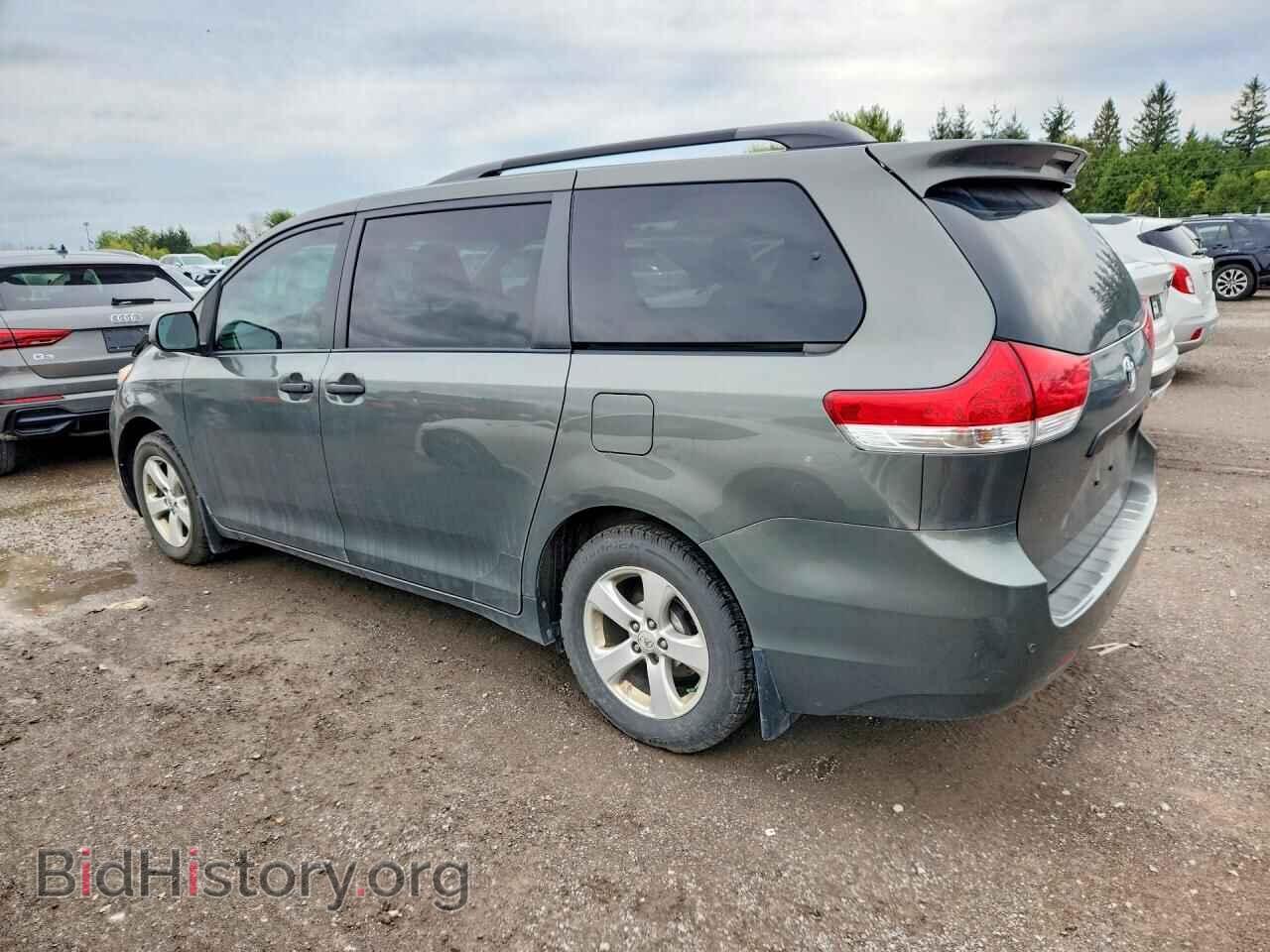 2012 TOYOTA SIENNA - VIN: 5TDZK3DC4CS216541 - Photo 2