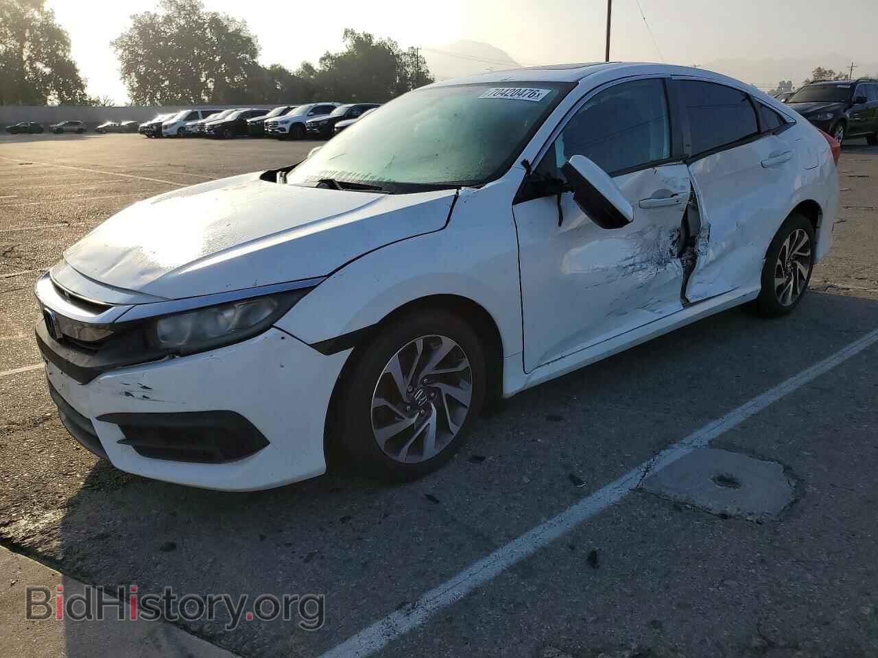 Photo 2HGFC2F70GH570976 - HONDA CIVIC 2016