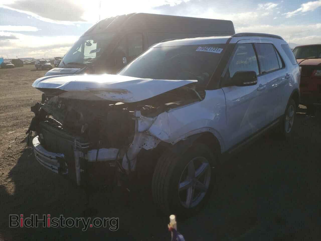 2017 FORD EXPLORER - VIN: 1FM5K8D89HGD44682 - Photo 2