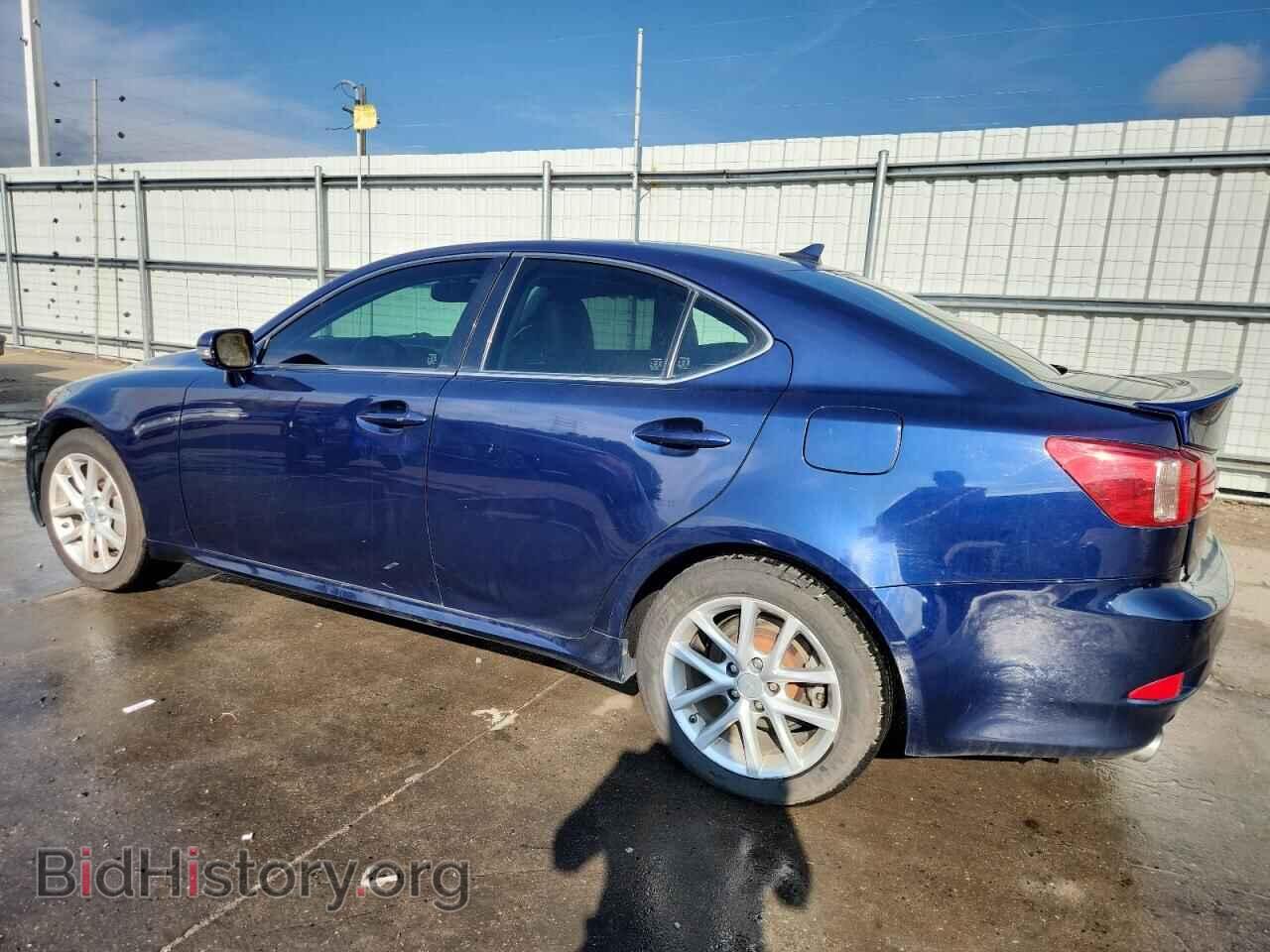 2011 LEXUS IS - VIN: JTHCE5C20B5001467 - Photo 2