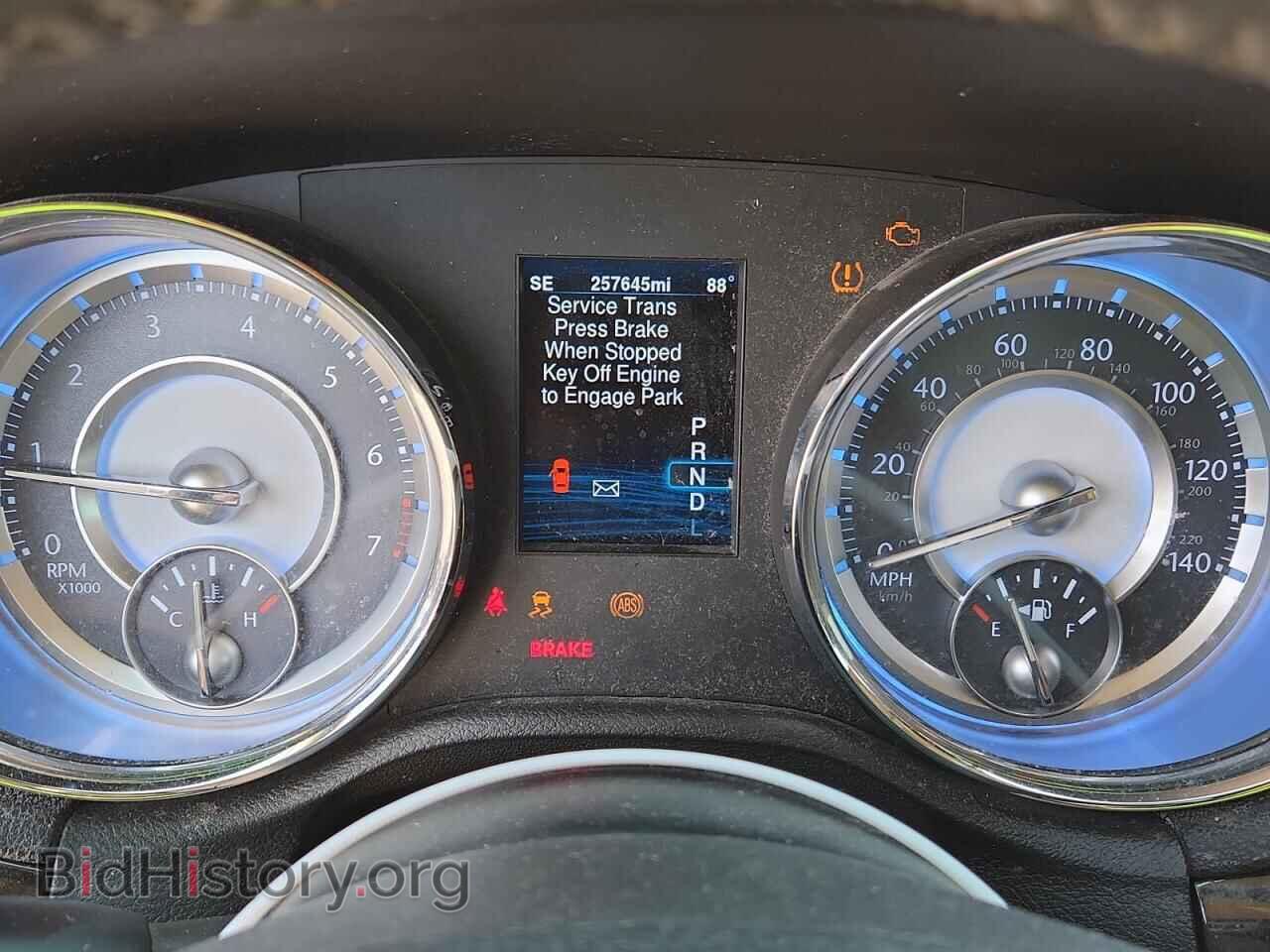 2014 CHRYSLER 300 - VIN: 2C3CCAAG0EH249007 - Фото 9