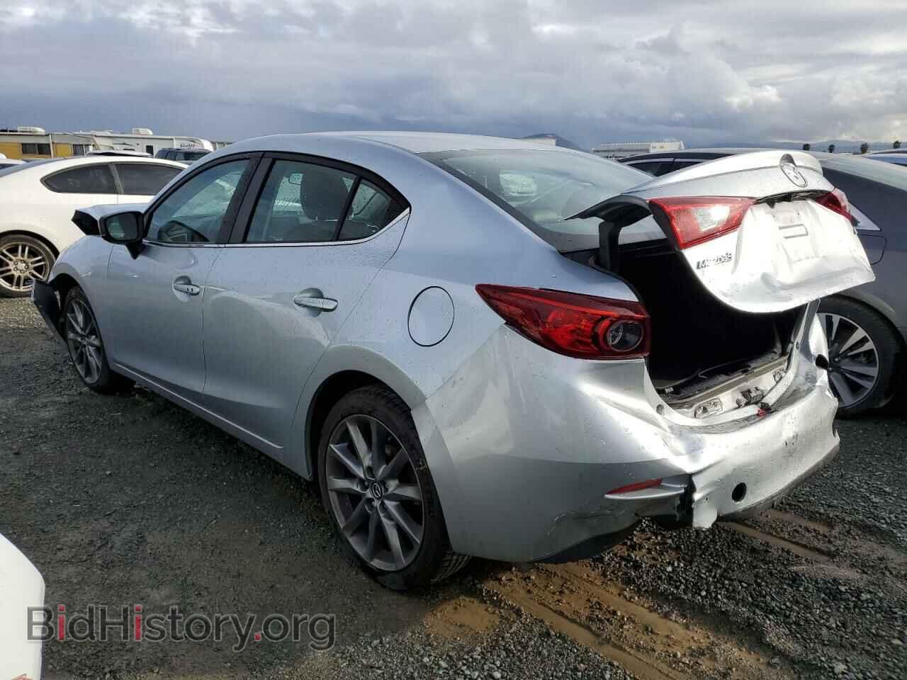 2018 MAZDA 3 - VIN: 3MZBN1V30JM205820 - Фото 2