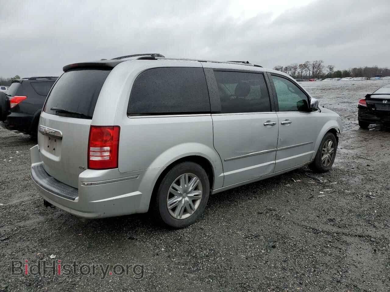 2008 CHRYSLER MINIVAN - VIN: 2A8HR64X18R646273 - Фото 3