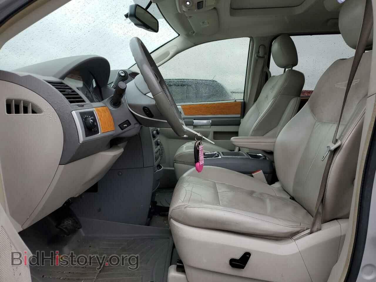 2008 CHRYSLER MINIVAN - VIN: 2A8HR64X18R646273 - Фото 7