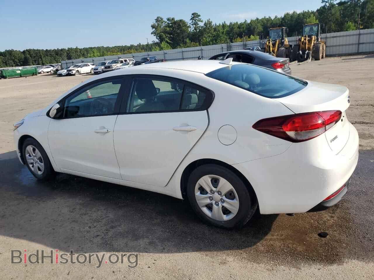 2017 KIA FORTE - VIN: 3KPFK4A78HE081761 - Фото 2