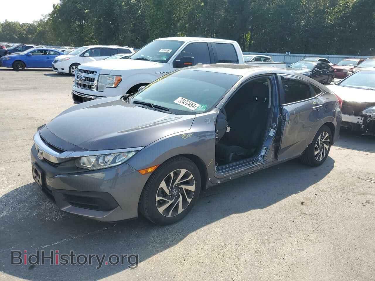 Фотография 2HGFC2F74JH520315 - HONDA CIVIC 2018