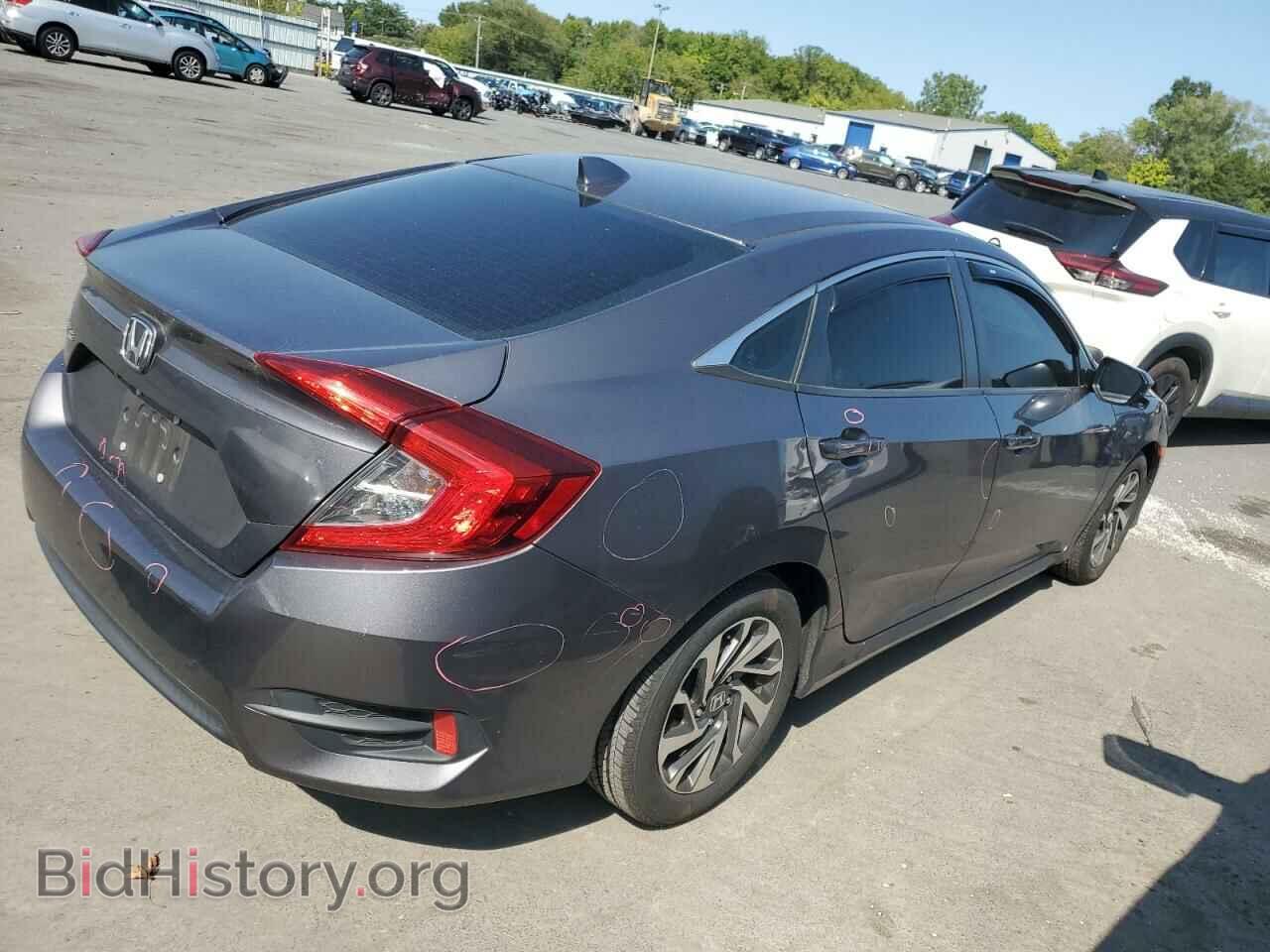 2018 HONDA CIVIC - VIN: 2HGFC2F74JH520315 - Фото 3