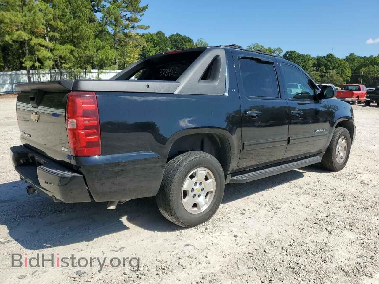 2011 CHEVROLET AVALANCHE - VIN: 3GNMCFE00BG378457 - Фото 3