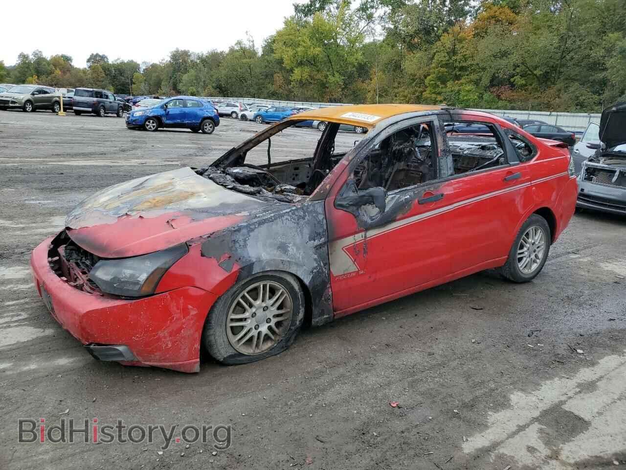 Photo 1FAHP35N98W180579 - FORD FOCUS 2008