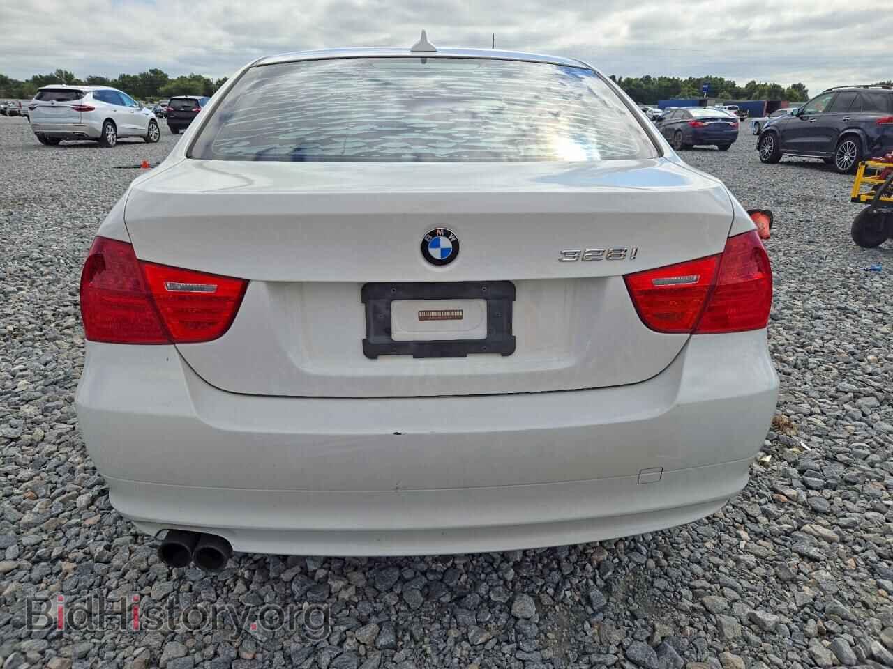 2010 BMW 3 SERIES - VIN: WBAPH7G58ANM48411 - Фото 6