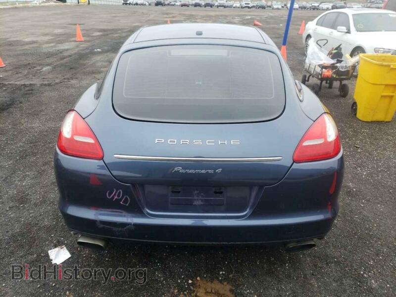 2011 Porsche PANAMERA (VIN WP0AA2A71BL011132) — фото 6 из 12