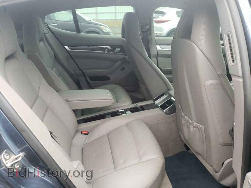 2011 Porsche PANAMERA (VIN WP0AA2A71BL011132) — фото 10 из 12