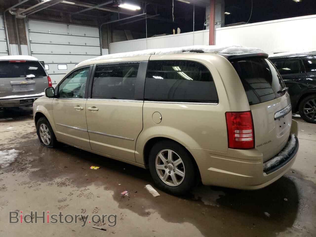 2010 CHRYSLER MINIVAN - VIN: 2A4RR5D15AR405589 - Фото 2