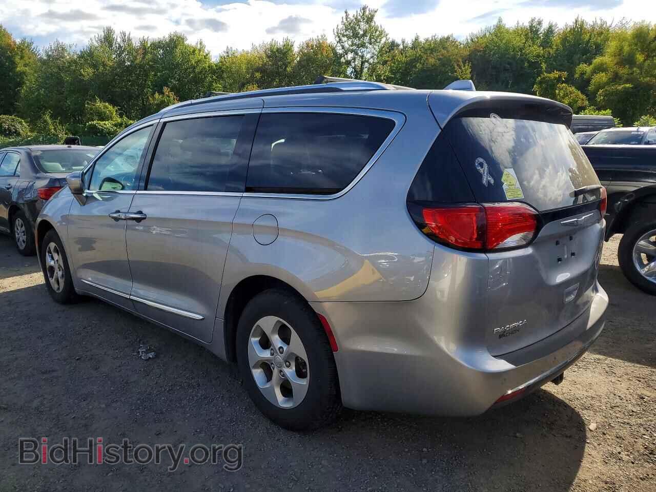 2017 CHRYSLER PACIFICA - VIN: 2C4RC1EG6HR622324 - Фото 2