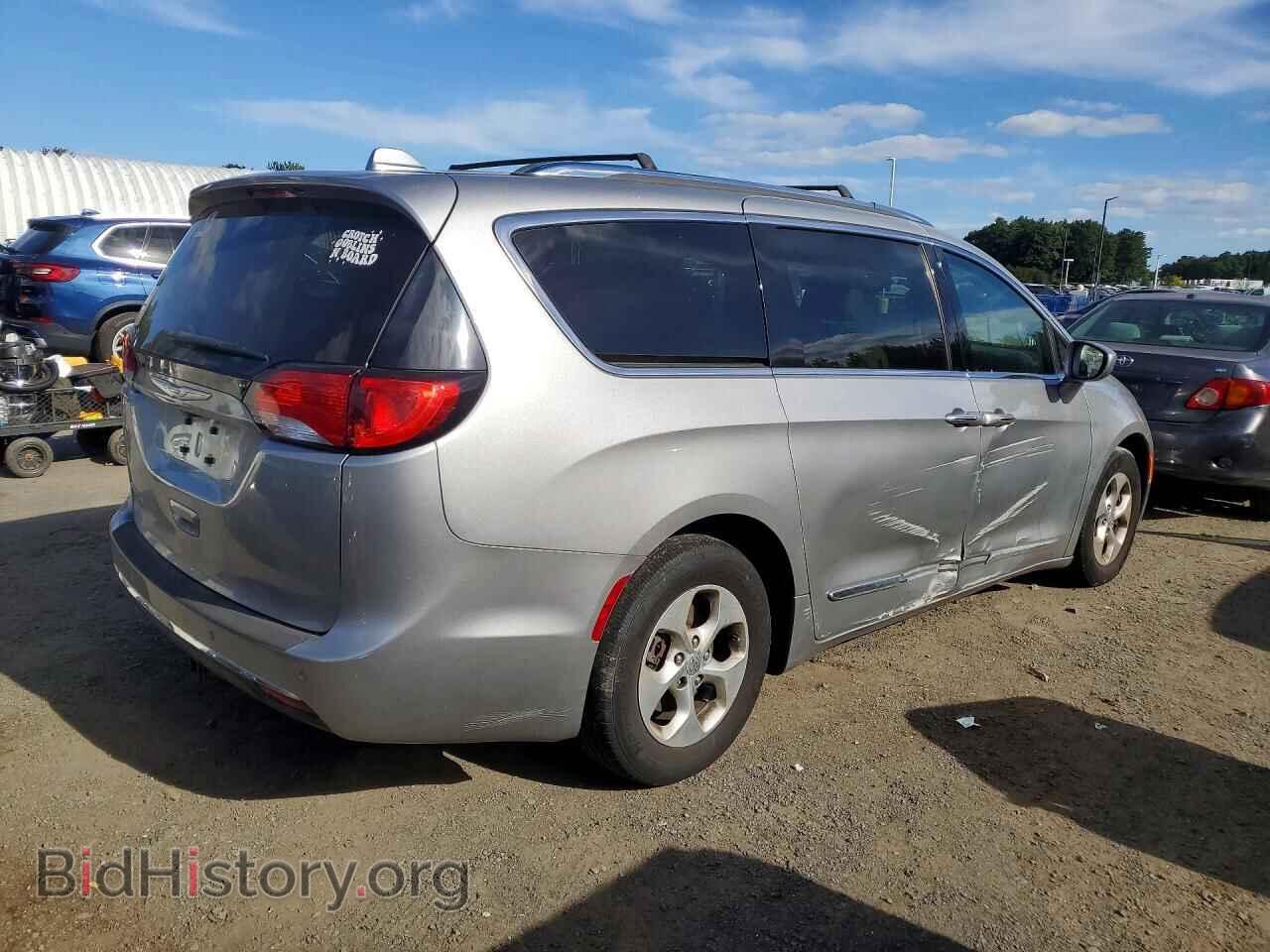 2017 CHRYSLER PACIFICA - VIN: 2C4RC1EG6HR622324 - Фото 3