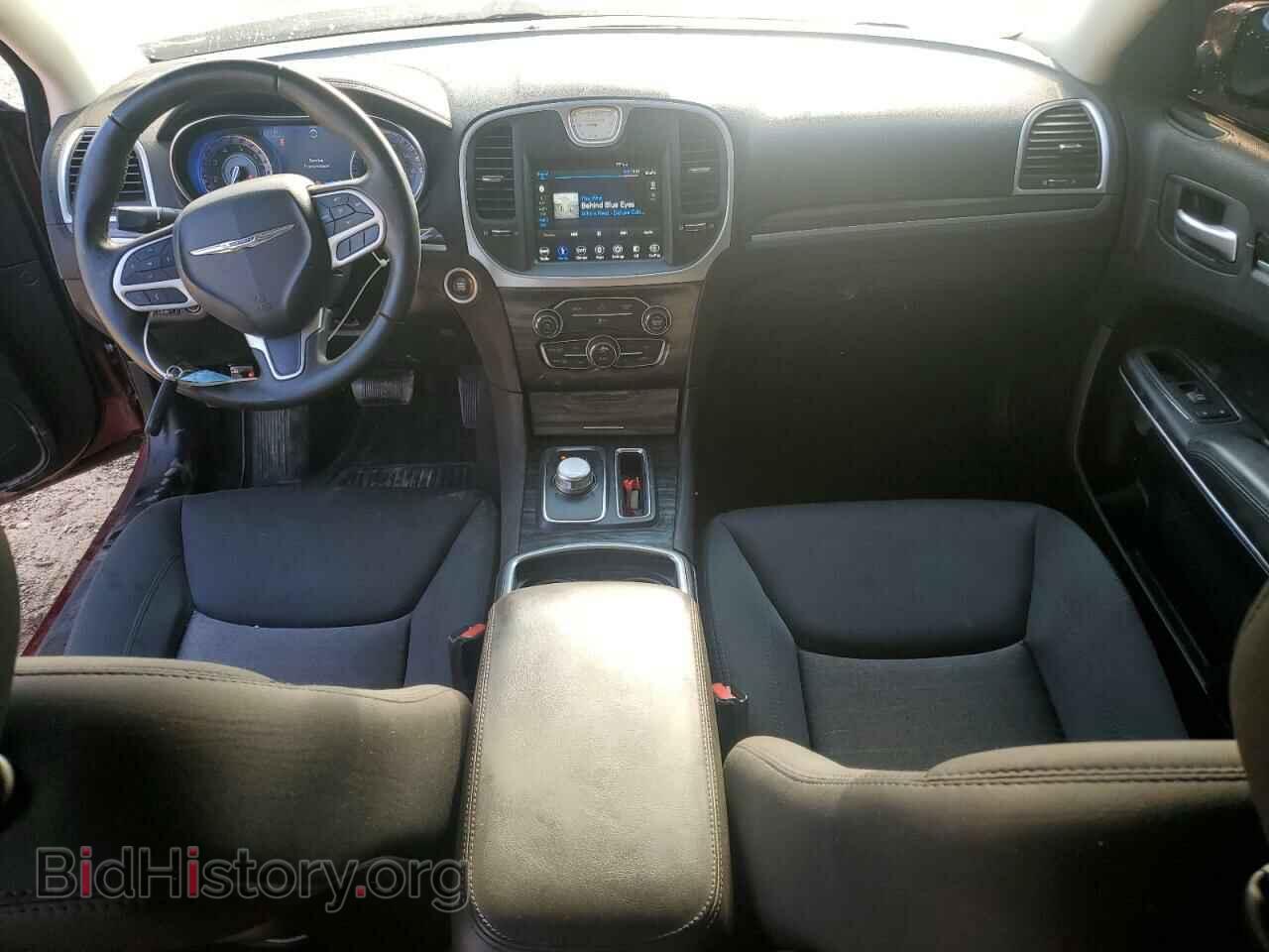 2018 CHRYSLER 300 - VIN: 2C3CCAAG5JH320938 - Фото 8