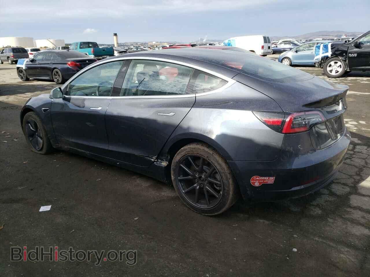 2018 TESLA MODEL 3 - VIN: 5YJ3E1EA0JF048283 - Photo 2