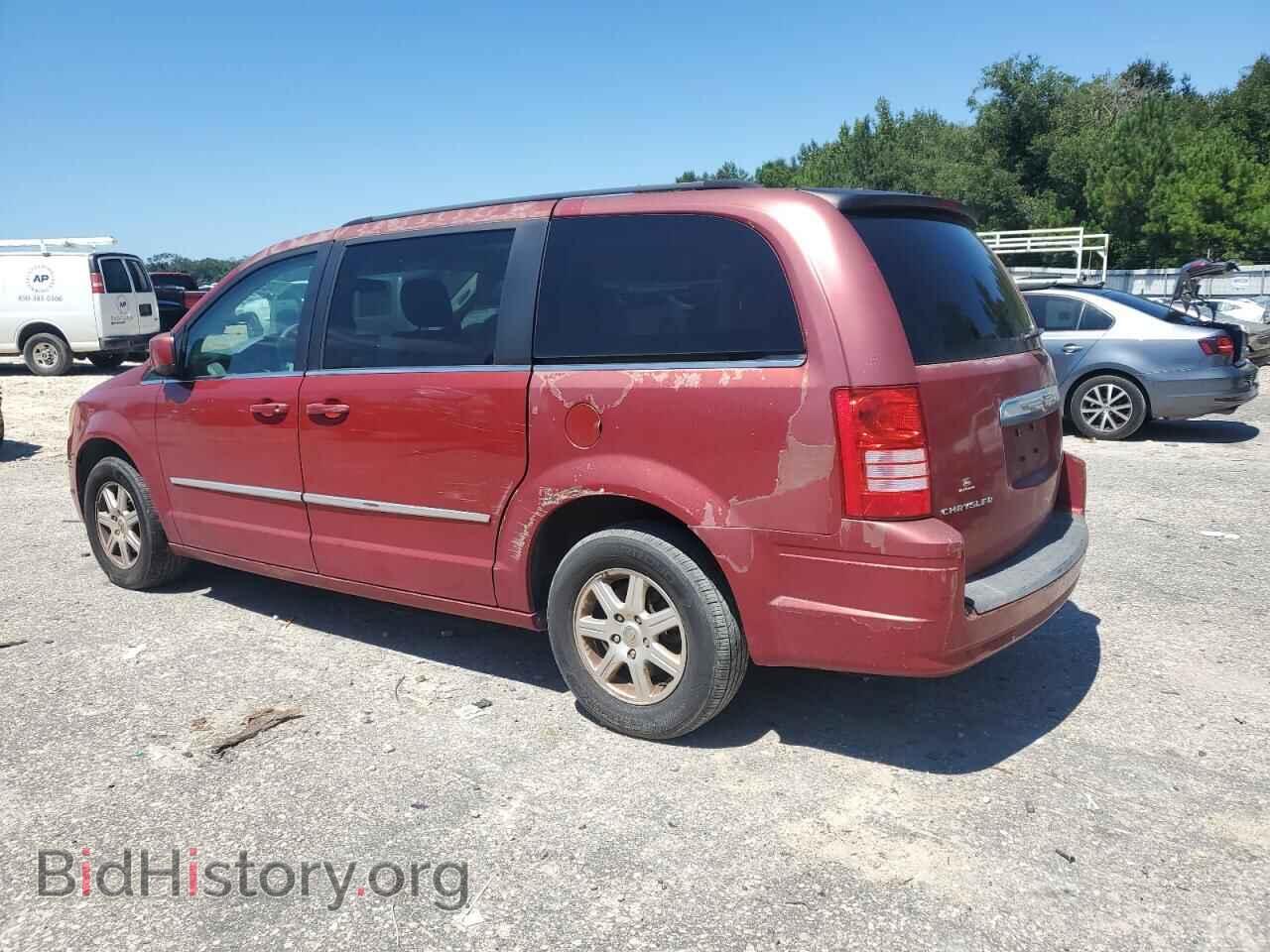 2010 CHRYSLER MINIVAN - VIN: 2A4RR5D11AR232251 - Фото 2