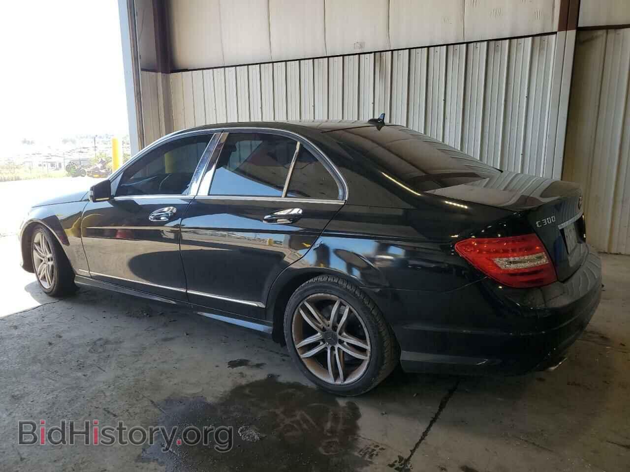 2012 MERCEDES-BENZ C-CLASS - VIN: WDDGF8BB0CA702107 - Фото 2