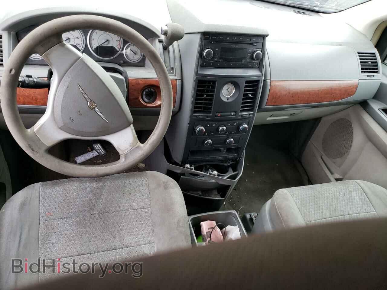 2008 CHRYSLER MINIVAN - VIN: 2A8HR44H68R708022 - Фото 8