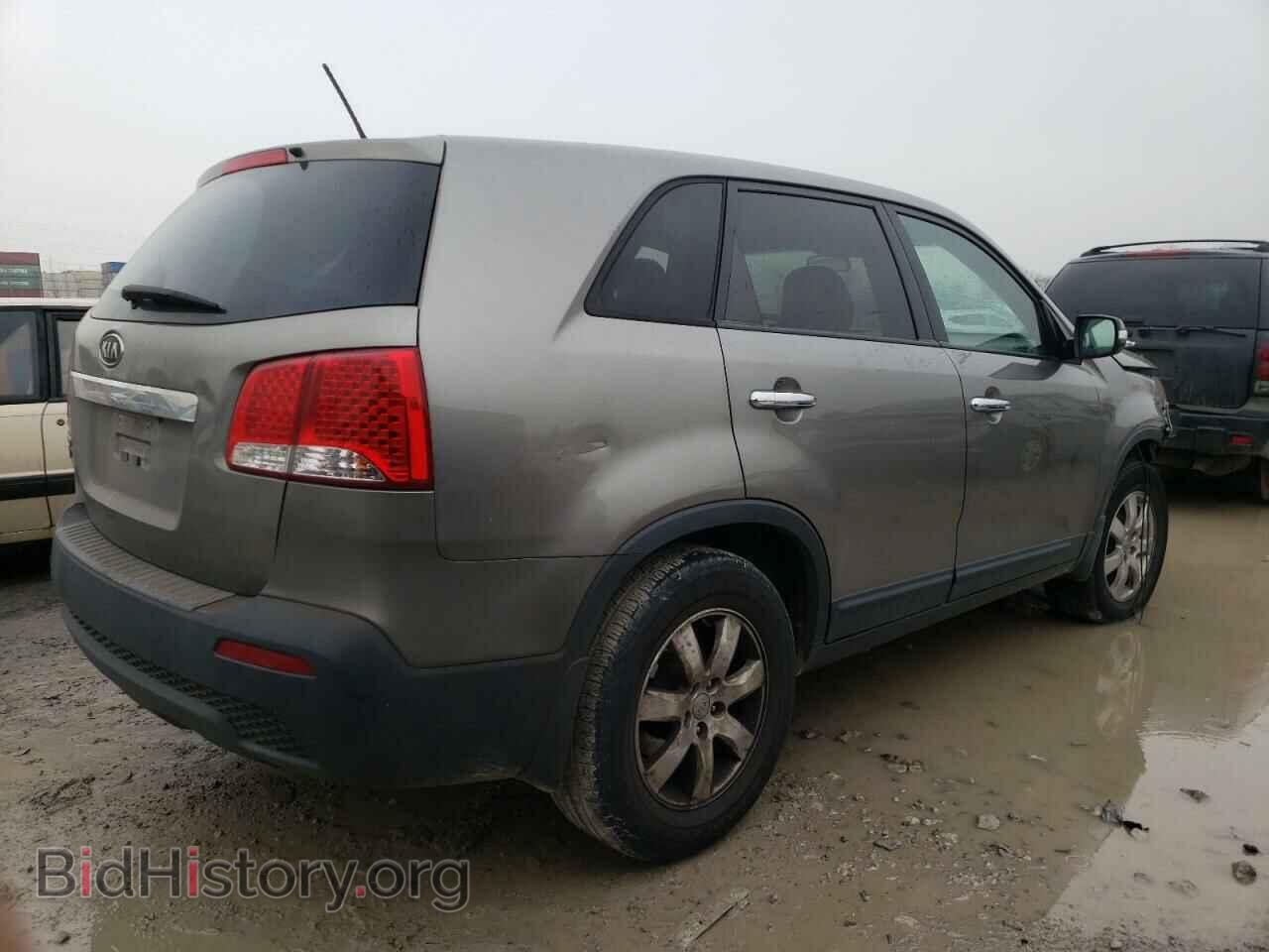 2012 KIA SORENTO - VIN: 5XYKT3A16CG300018 - Фото 3