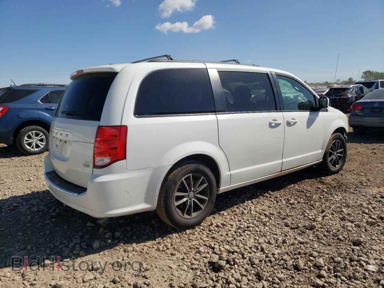 2018 DODGE CARAVAN - VIN: 2C4RDGEG1JR223830 - Фото 3
