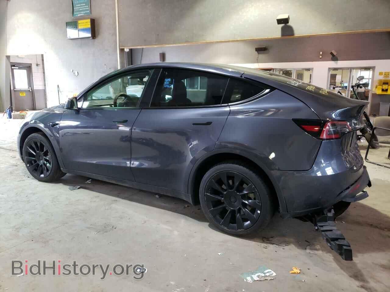 2022 TESLA MODEL Y - VIN: 7SAYGDEE1NF386790 - Фото 2