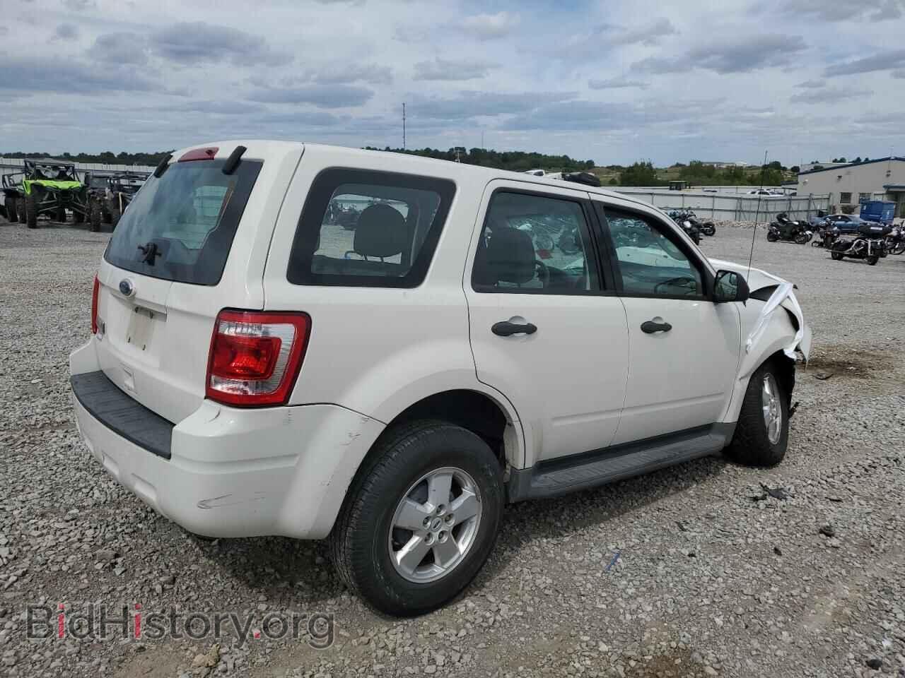 2010 FORD ESCAPE - VIN: 1FMCU0C73AKA53108 - Фото 3