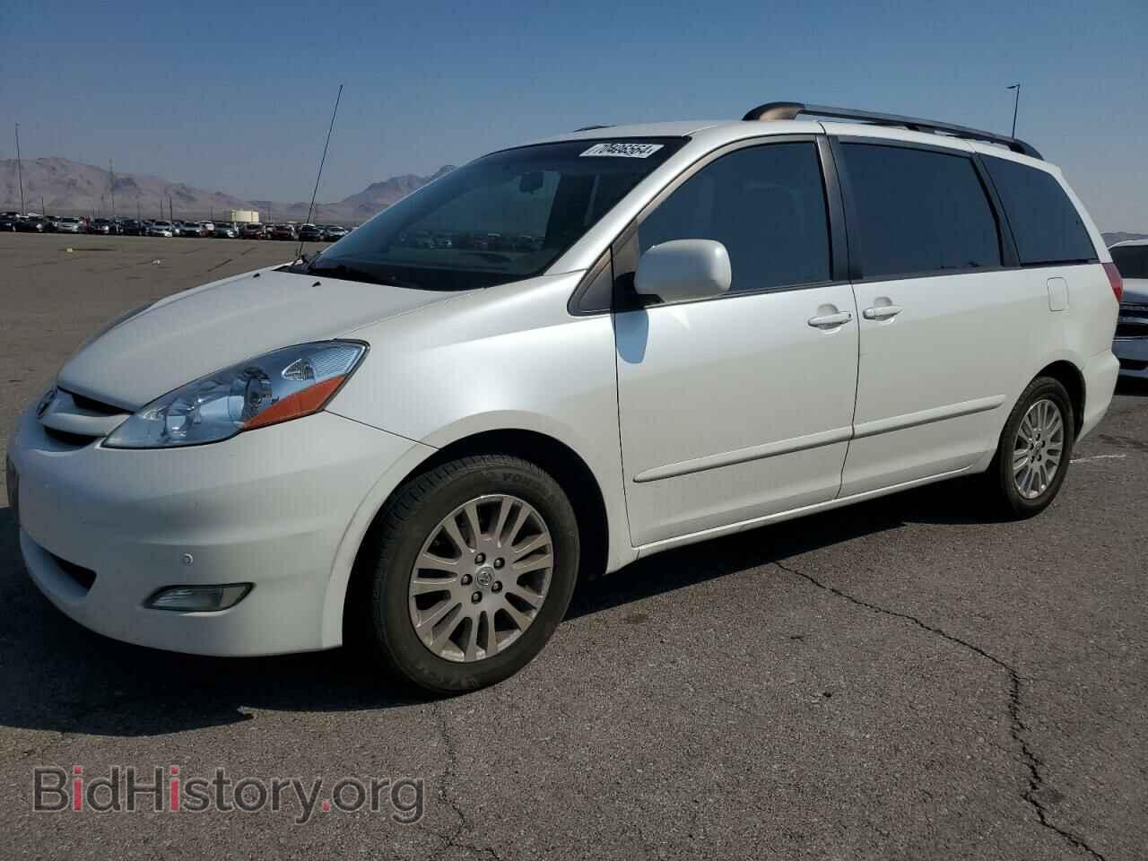 Photo 5TDYK4CC8AS330669 - TOYOTA All Models 2010